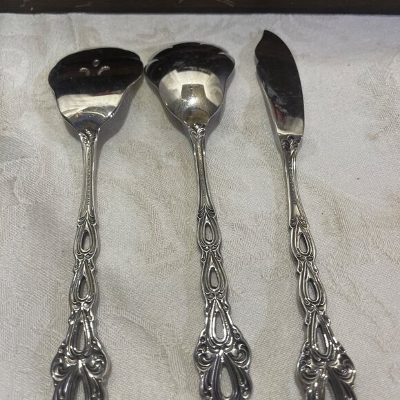 Oneida Community Stainless Chandelier Pattern Serving Set - Picture 2 of 4